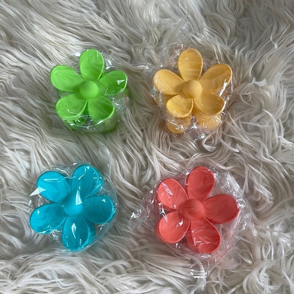 Trendy Y2K vibrant summer flower hair clip claw clip blue orange hair accessory - Picture 1 of 16